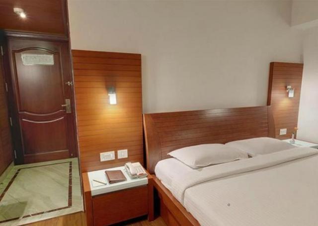 Hotel Parijatha Gateway Bengaluru Pokój zdjęcie